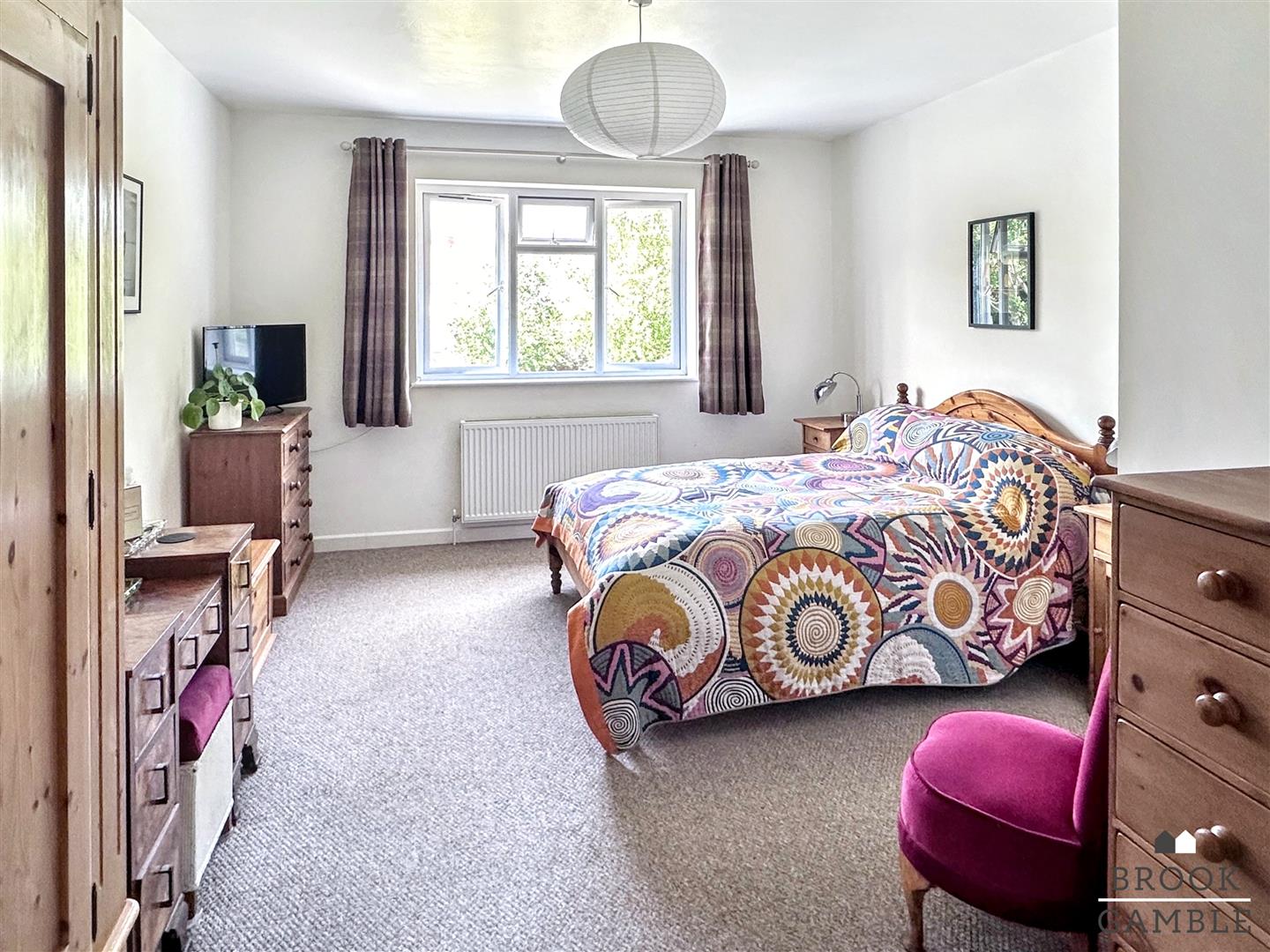 4 Bedroom House - Semi-Detached. Central Avenue in Eastbourne, East Sussex 17